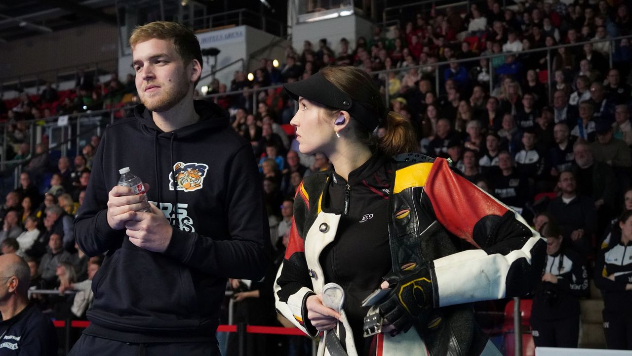 Foto: DSB / Ein wichtiger Faktor für Anna Janßen: Die sprichwörtlich familiäre Atmosphäre der SSG Kevelaer, hier mit Bruder und Trainer Simon Janßen.