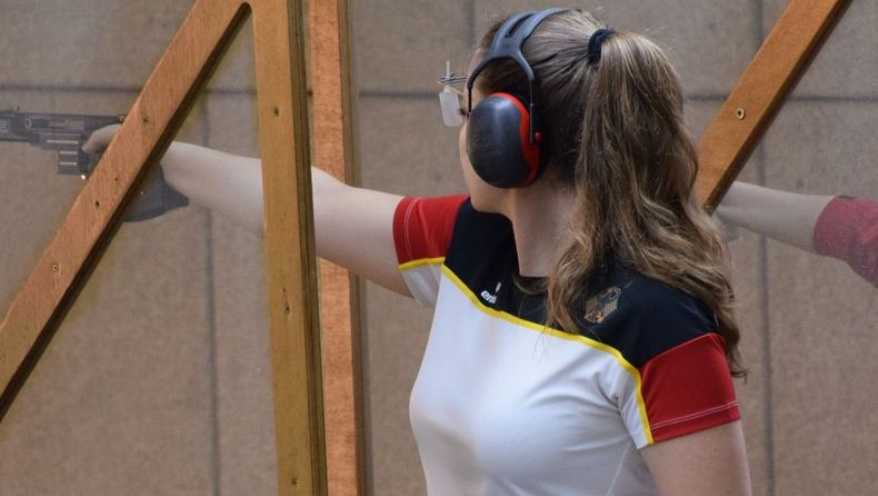 Foto: DSB / Endlich wieder eine Medaille: Doreen Vennekamp wurde mit der Sportpistole Dritte in Doha. Foto: DSB / Endlich wieder eine Medaille: Doreen Vennekamp wurde mit der Sportpistole Dritte in Doha.