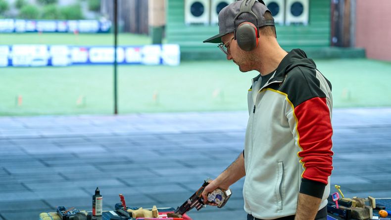 Foto: ISSF / Nach Silber bei der EM in Osijek und Bronze beim letztjährigen Weltcup in München hätte Schnellfeuerschütze Emanuel Müller sicherlich nichts gegen weiteres Edelmetall. Foto: ISSF / Nach Silber bei der EM in Osijek und Bronze beim letztjährigen Weltcup in München hätte Schnellfeuerschütze Emanuel Müller sicherlich nichts gegen weiteres Edelmetall.