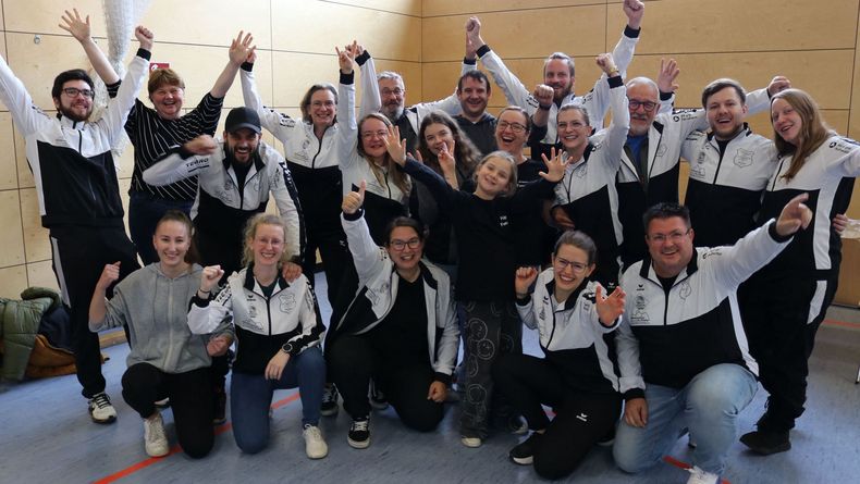 Foto: Mertingen / Das Ziel Klassenerhalt vor Augen: Das Team von Gemütlichkeit Mertingen will vor eigenem Publikum die nötigen Punkte einfahren.