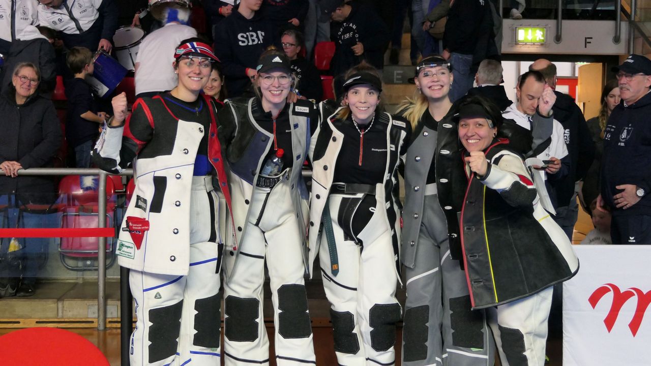 Foto: DSB / Frauen-Power aus Niedersachsen: Die SB Freiheit steht im Goldfinale mit dem Luftgewehr.
